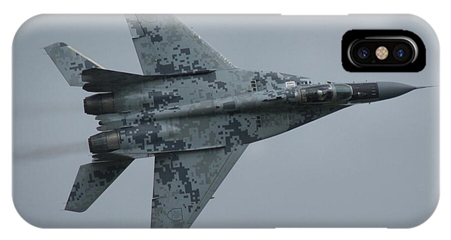 Mikoyan iPhone X Case featuring the photograph Mikoyan-Gurevich MiG-29AS by Tim Beach