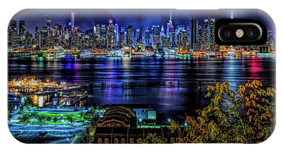 Manhattan iPhone X Case featuring the photograph Night Beauty by Theodore Jones
