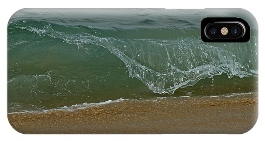 Beaches iPhone X Case featuring the photograph Ocean Wave by Ernest Echols