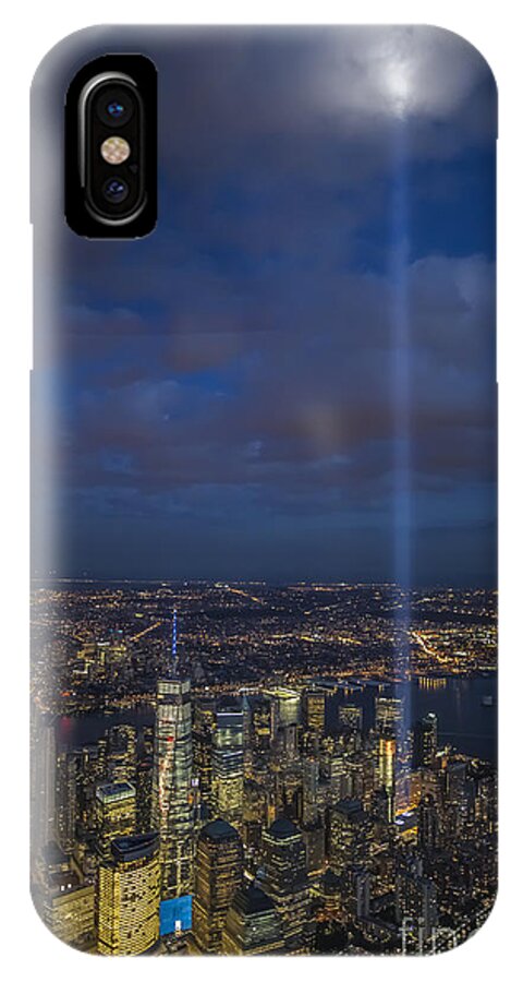 Nyc iPhone X Case featuring the photograph Reaching Up to Heaven by Roman Kurywczak