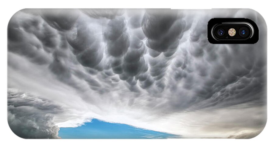 Cloud iPhone X Case featuring the photograph Rolling sky by Jeff Niederstadt