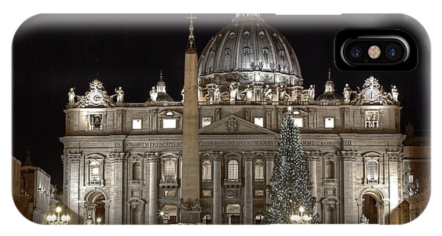 St. Peter's Square iPhone X Case featuring the photograph Rome Vatican by Joana Kruse