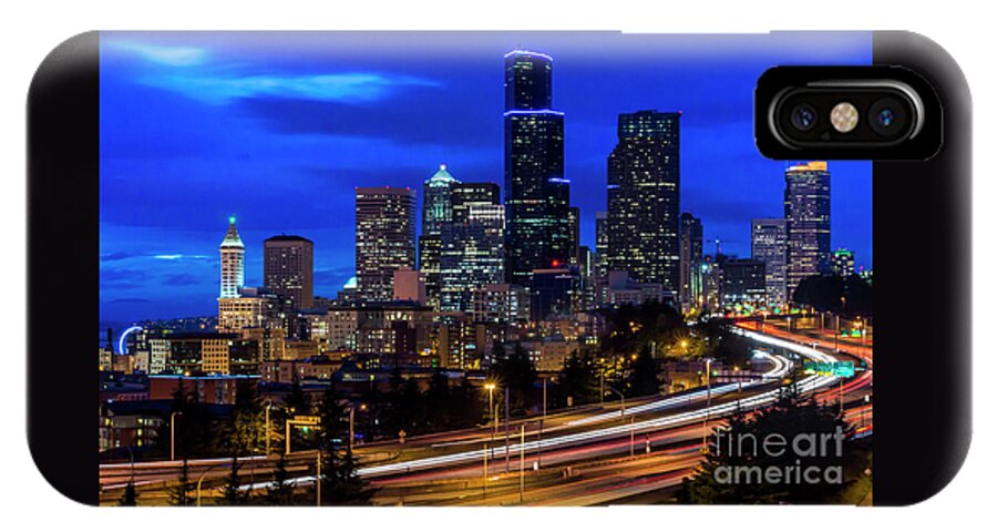 Cityscapes iPhone X Case featuring the photograph Seattle Skyline by Sal Ahmed