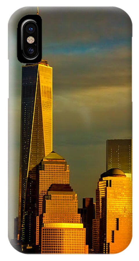 Nyc iPhone X Case featuring the photograph Sunset on the Financial District by Eleanor Abramson