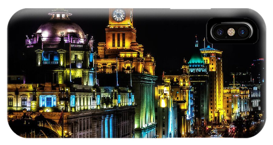Cityscape iPhone X Case featuring the photograph The Bund by Jason Roberts