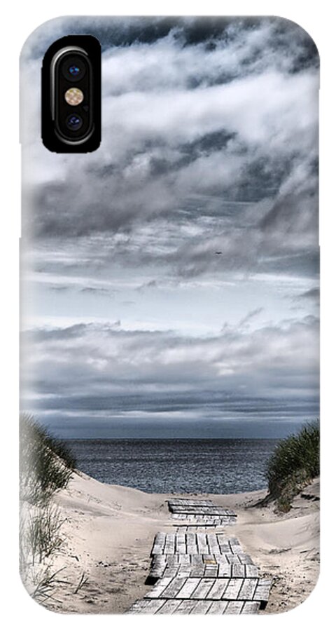 Lehtokukka iPhone X Case featuring the photograph The Path to the Beach by Jouko Lehto