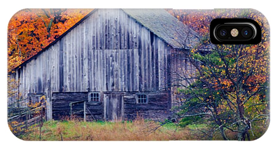 Wisconsin iPhone X Case featuring the photograph The Shed by David Heilman
