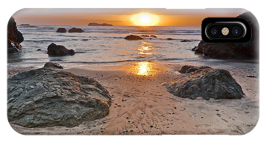 Trinidad State Beach iPhone X Case featuring the photograph Trinidad State Beach Sunset by Greg Nyquist