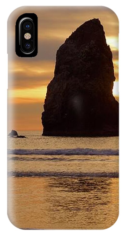 Oregon iPhone X Case featuring the photograph Cannon Beach November Sunset by Todd Kreuter