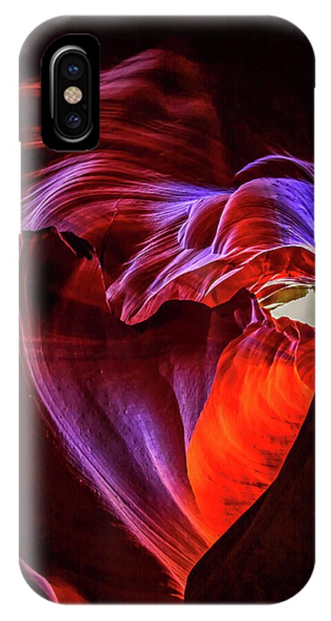 Antelope Canyon iPhone X Case featuring the photograph Heart of Antelope Canyon by Dawn Richards
