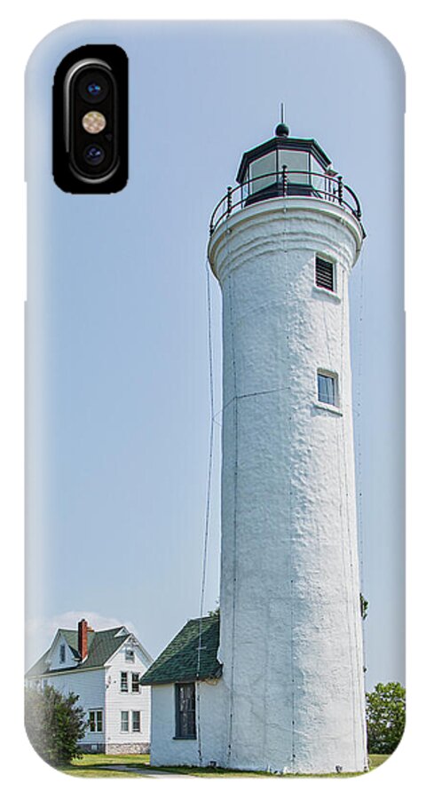 Tibbetts Point Lighthouse iPhone X Case featuring the photograph Tibbetts Point Lighthouse by Jurgen Lorenzen