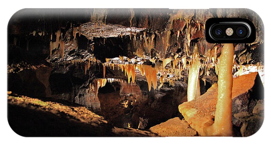 Ohio Caverns iPhone X Case featuring the photograph Underworld by Gary Kaylor