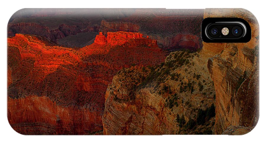 Grand Canyon iPhone X Case featuring the photograph Mather Point Sunset by Stephen Vecchiotti