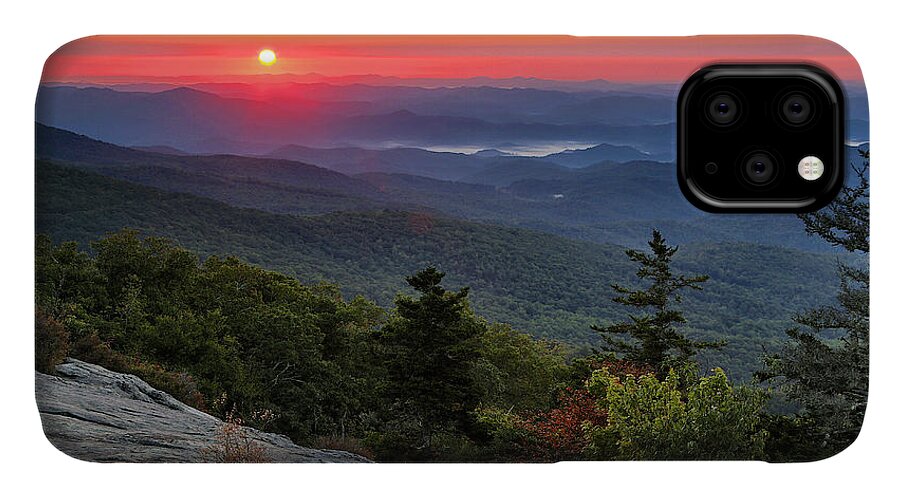 Landscape iPhone 11 Case featuring the photograph Beacon Heights Sunrise by Mark Steven Houser