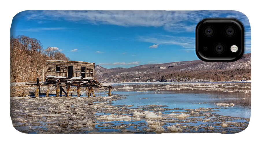 Fort Montgomery Ny iPhone 11 Case featuring the photograph Ice Shack by Rick Kuperberg Sr