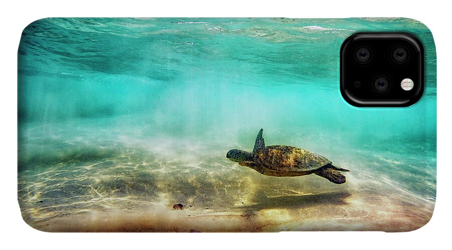 Turtle iPhone 11 Case featuring the photograph Kua Bay Honu by Christopher Johnson