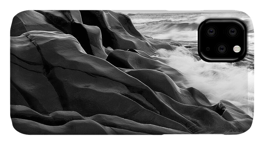 Lake Superior iPhone 11 Case featuring the photograph Superior Edge    by Doug Gibbons