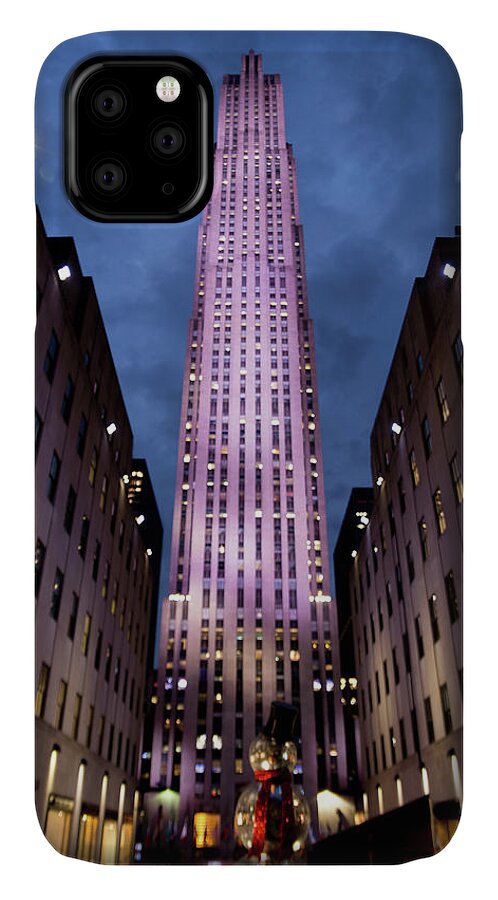 New York City iPhone 11 Case featuring the photograph The Right Light by Lora Lee Chapman