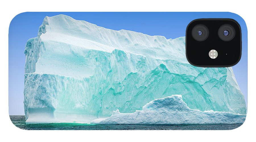 Citaat vangst Actief Iceberg Off The Newfoundland Coast iPhone 12 Case for Sale by Aluma Images