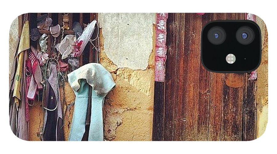 Me iPhone 12 Case featuring the photograph When Opportunity Knocks The Door by Huy Nguyen