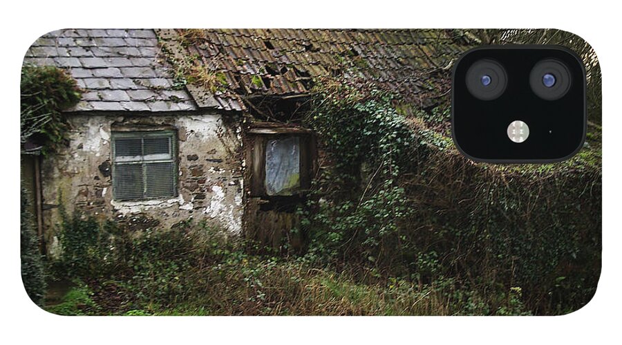 Hovel iPhone 12 Case featuring the photograph Irish Hovel by Tim Nyberg