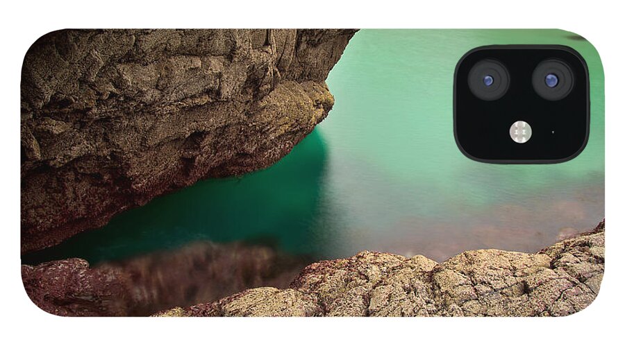 Kynance iPhone 12 Case featuring the photograph Kynance Cove Cornwall by Pete Hemington