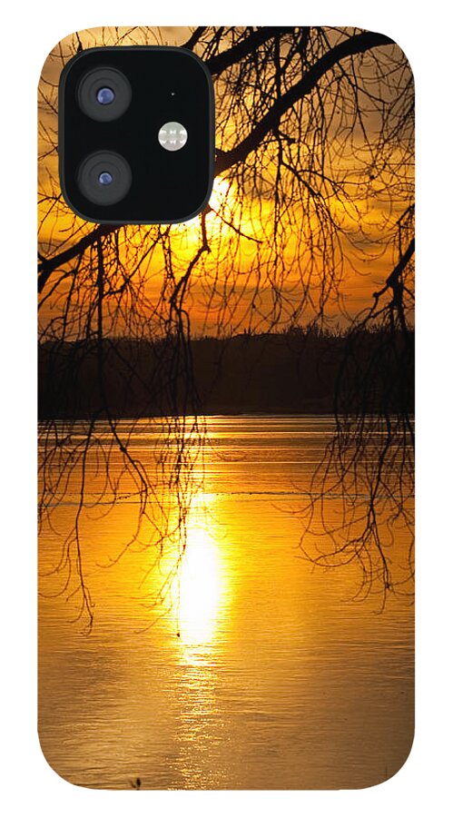 Winter Scene iPhone 12 Case featuring the photograph Sunset Over The Lake by Ed Peterson