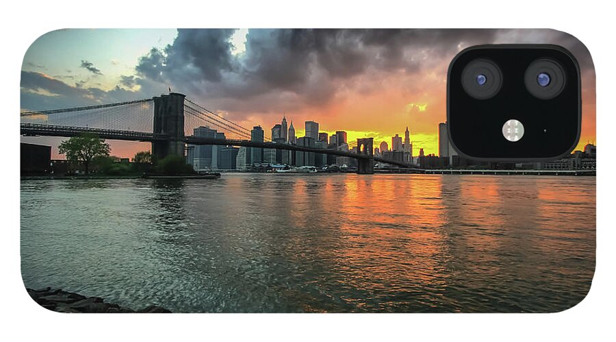 Standing Water iPhone 12 Case featuring the photograph Brooklyn Bridge And Lower Manhattan by Enzo Figueres