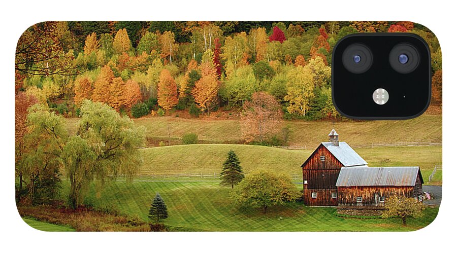 Pomfret Fall Colors iPhone 12 Case featuring the photograph Sleepy Hollow Barn in Autumn by Jeff Folger