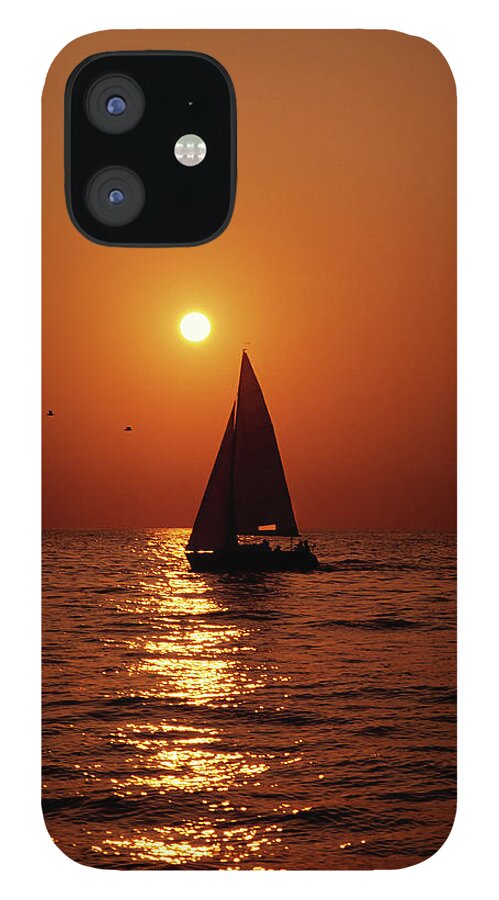 Recreational Pursuit iPhone 12 Case featuring the photograph Sunset Sail by Tammy616