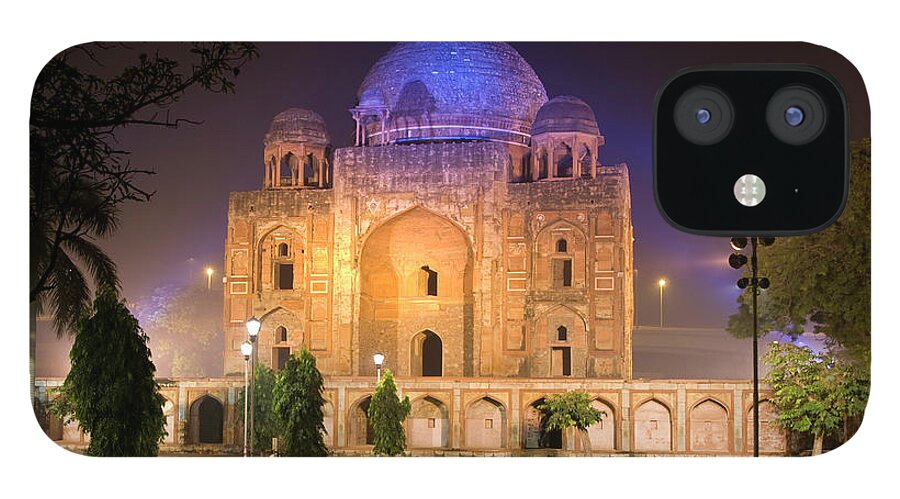 Scenics iPhone 12 Case featuring the photograph Tomb In Delhi by Karenmassier