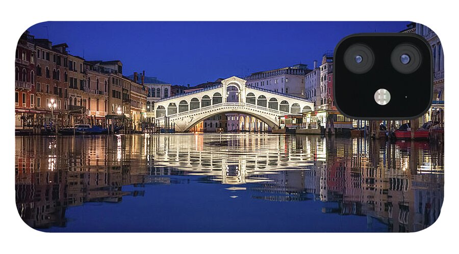 Notte iPhone 12 Case featuring the photograph B0008180 - Night Reflections of Rialto Bridge by Marco Missiaja