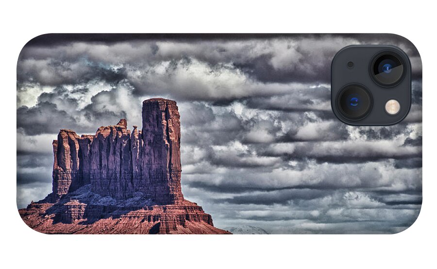 Monument Valley Utah iPhone 13 Case featuring the photograph Monument Valley UT 6 by Ron White