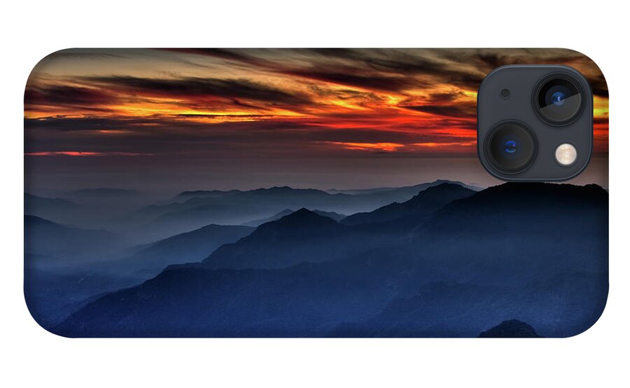Sequoia National Park iPhone 13 Case featuring the photograph Mountain View Sunset by Beth Sargent