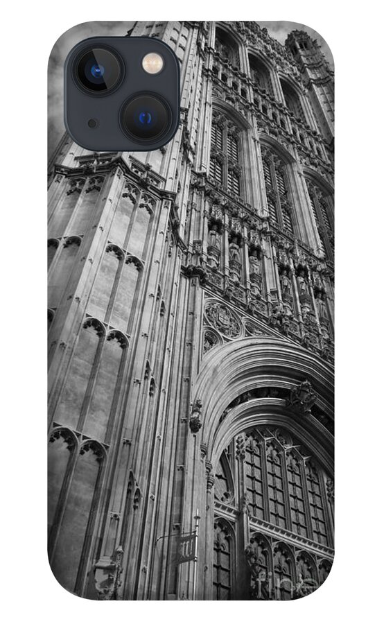  iPhone 13 Case featuring the photograph Westminter Abbey by Sharron Cuthbertson