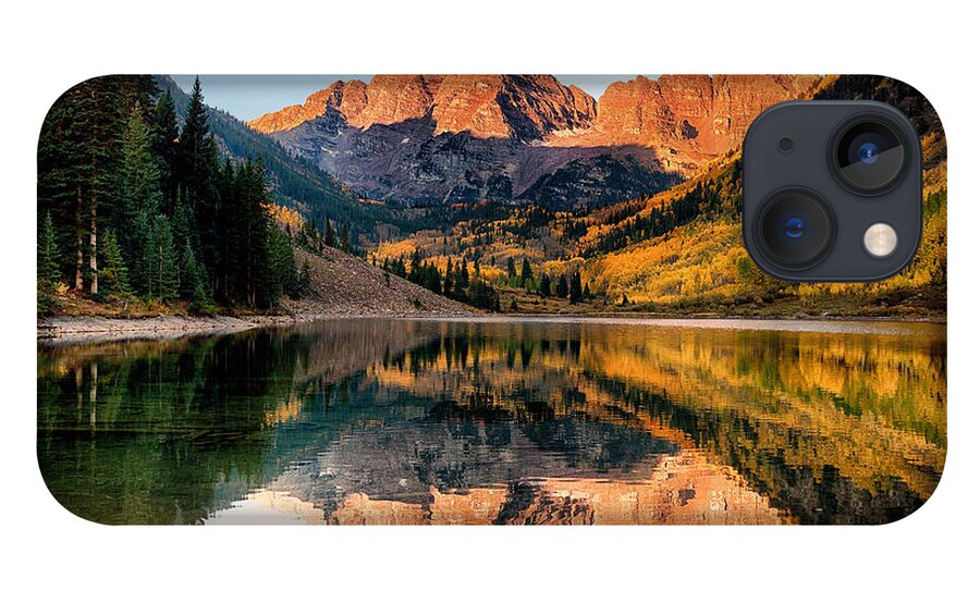 Maroon Bells iPhone 13 Case featuring the photograph Alpenglow on the Maroon Bells by David Soldano