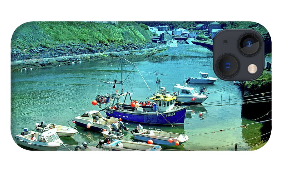 Places iPhone 13 Case featuring the photograph Boscastle by Richard Denyer