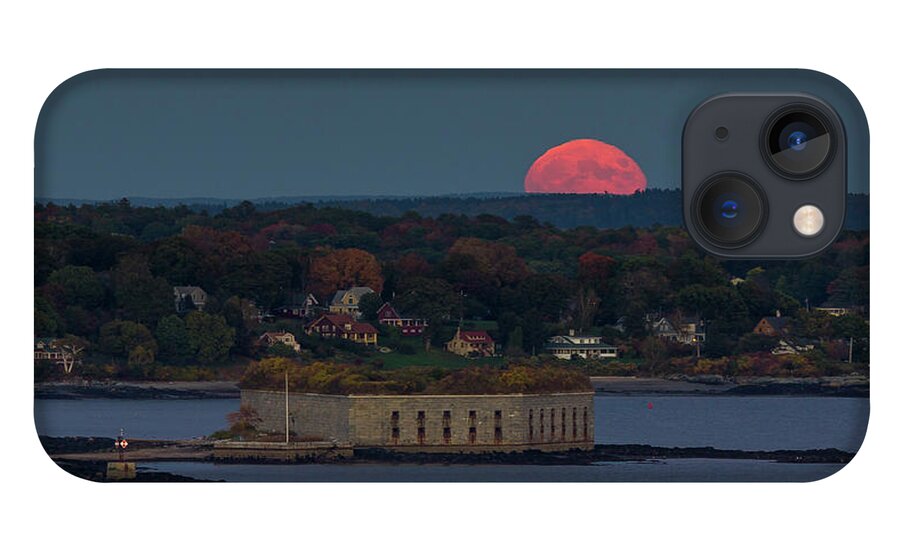 Fullmoon iPhone 13 Case featuring the photograph Moonrise over Ft. Gorges by Darryl Hendricks