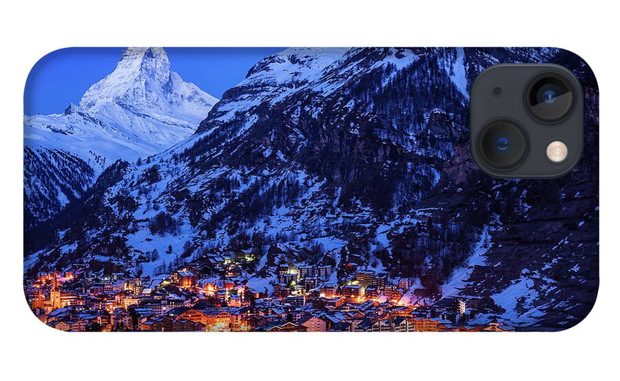 Clear Sky iPhone 13 Case featuring the photograph Matterhorn At Night by Weerakarn Satitniramai