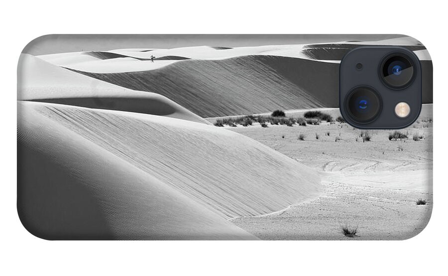 Richard E. Porter iPhone 13 Case featuring the photograph Perspective - White Sands National Monument, New Mexico by Richard Porter