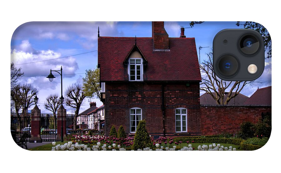 House iPhone 13 Case featuring the photograph Gatekeepers Lodge Dartmouth Park by Baggieoldboy