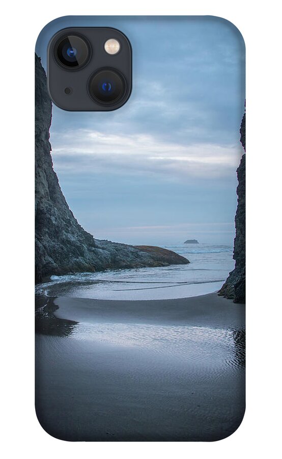 2018 iPhone 13 Case featuring the photograph The Passageway by Gerri Bigler