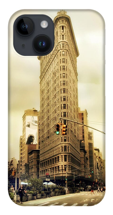 Flatiron Building iPhone 14 Case featuring the photograph Flatiron Crossing by Jessica Jenney