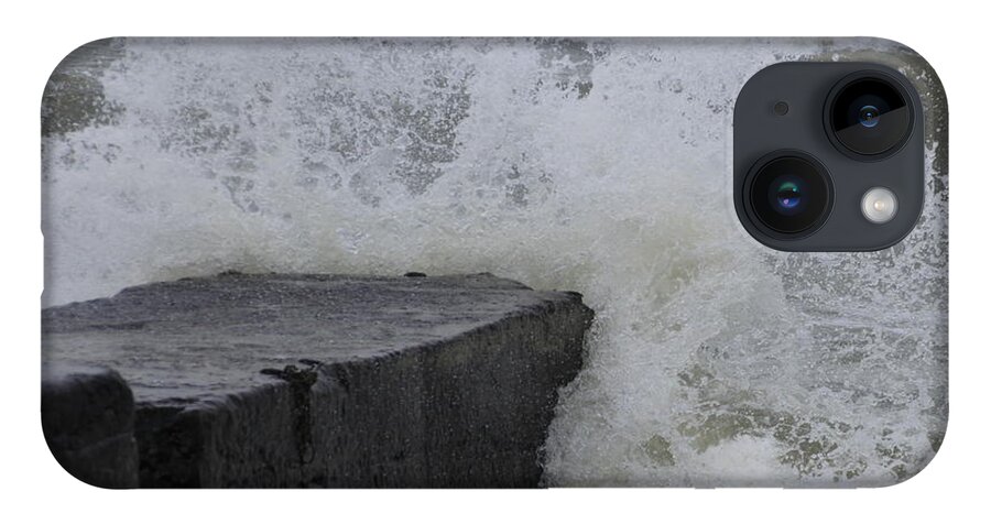 Horizontal iPhone 14 Case featuring the photograph Lake Erie Waves by Valerie Collins