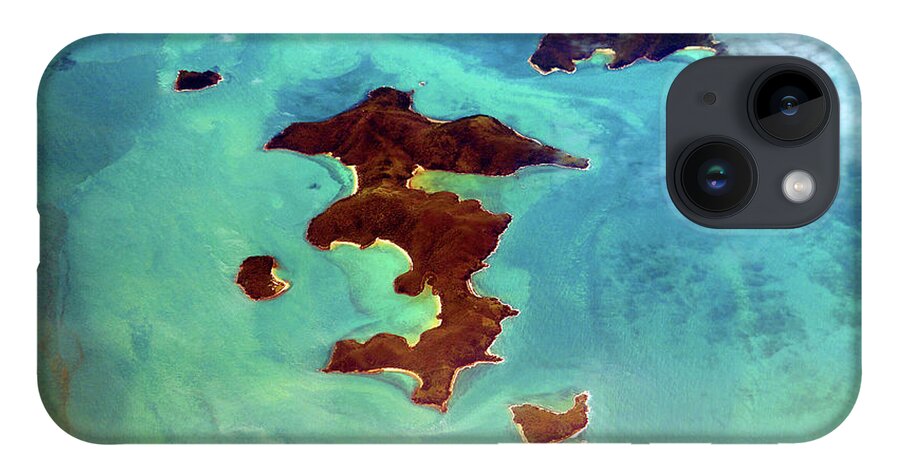 Scenics iPhone 14 Case featuring the photograph Whitsunday Islands by Photography By Mangiwau