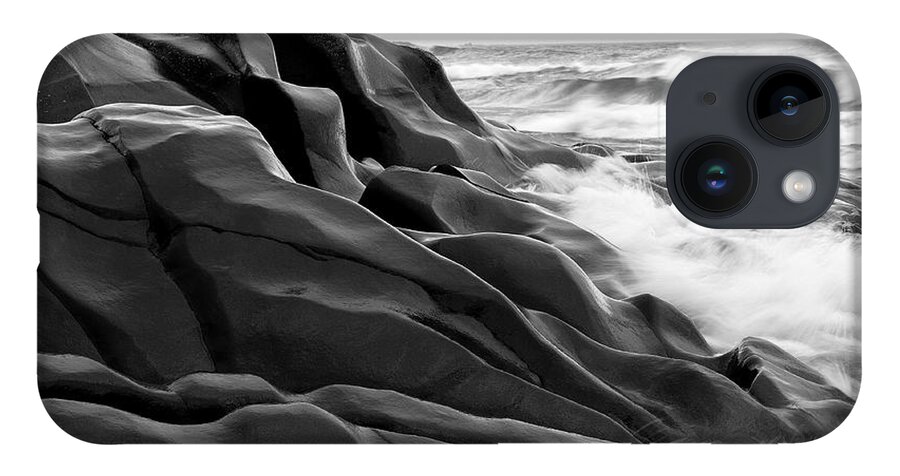 Lake Superior iPhone 14 Case featuring the photograph Superior Edge    by Doug Gibbons