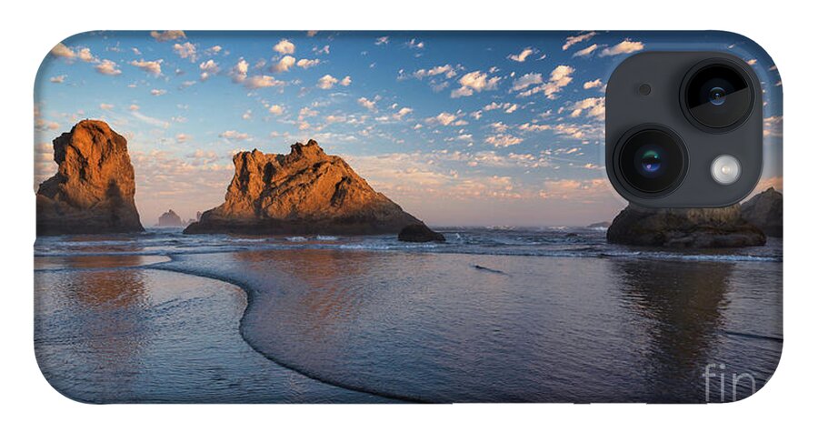 Bandon iPhone 14 Case featuring the photograph Bandon Sunset by Doug Sturgess