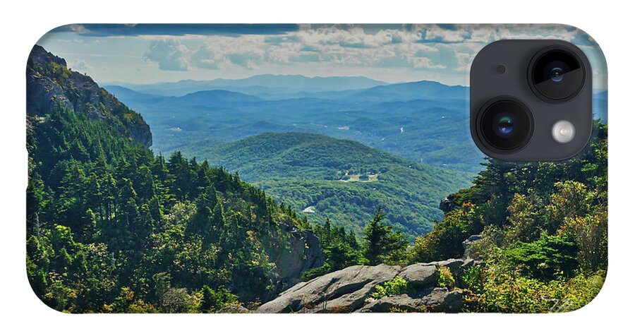 Blue Ridge Parkway iPhone Case featuring the photograph Parkway Overlook by Meta Gatschenberger