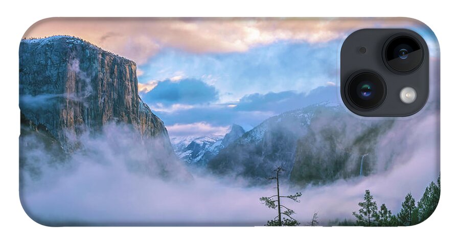 Yosemite National Park iPhone 14 Case featuring the photograph Circle Of Life by Jonathan Nguyen