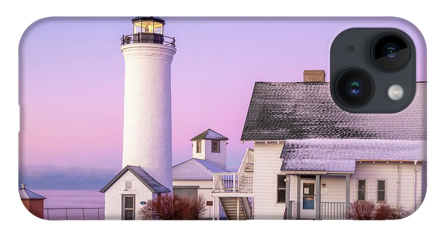 Tibbetts Point Lighthouse iPhone 14 Case featuring the photograph Five Below by Rod Best